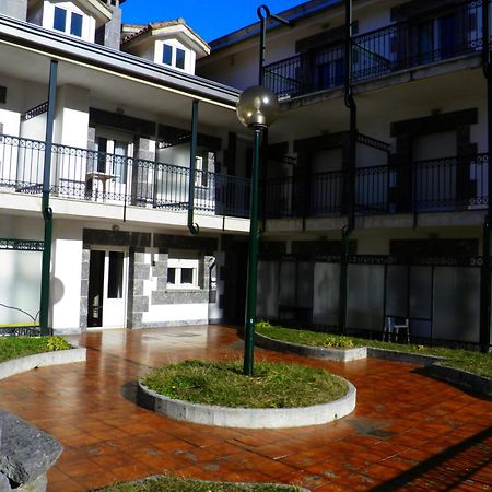 Hotel Sindika Onate Luaran gambar