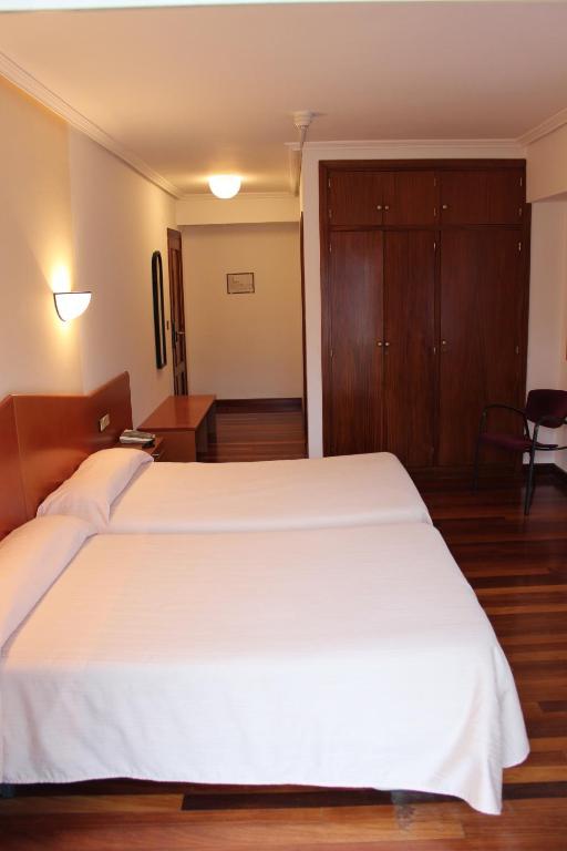 Hotel Sindika Onate Bilik gambar